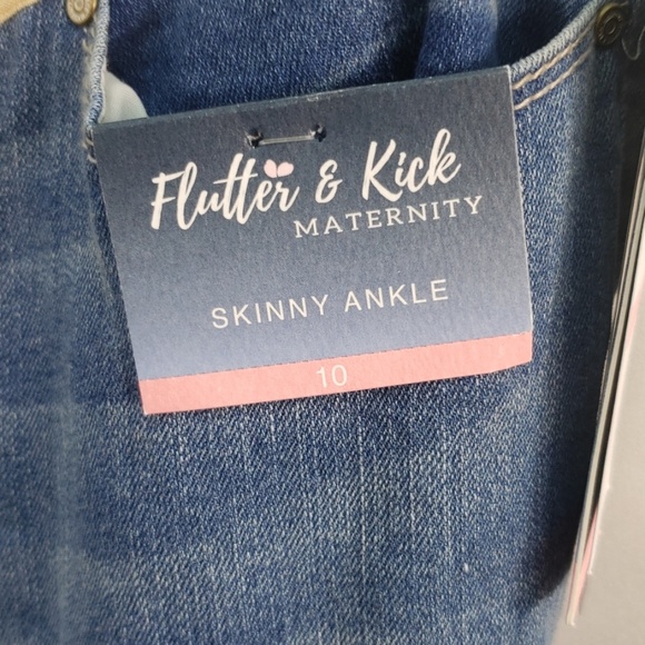Flutter and Kick Maternity Skinny Ankle Jean's - Picture 4 of 8